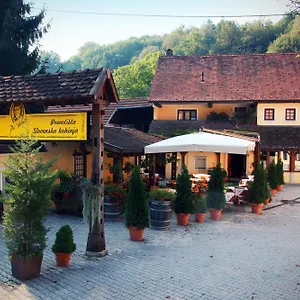Pri Vodniku Slovinsko
